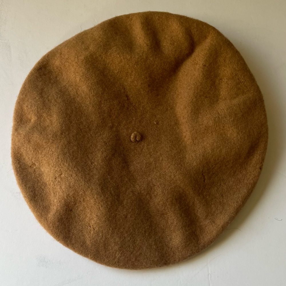 Classic Tan Vintage Beret